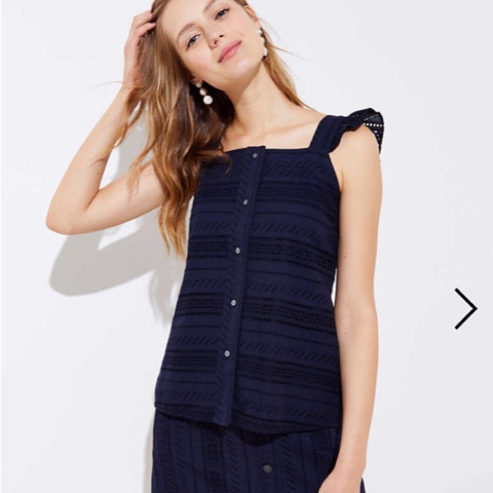 Loft Eyelet Button Down Shell Dark Blue Size Medium